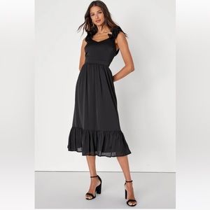 NWT Extravagant Ease Black Ruffled Tiered Midi Dress